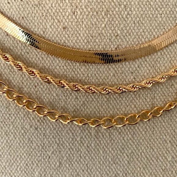 Men’s Gold Layered Necklaces Triple Strand Stacked Chain Necklace Stack NEW - Picture 3 of 6
